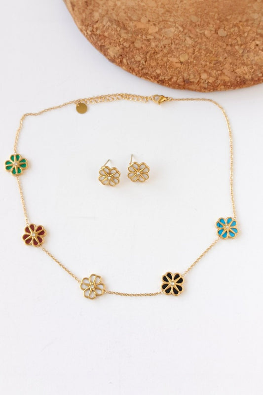 Clover necklace set