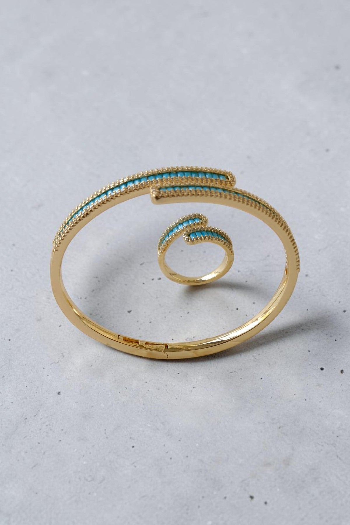 Abda Golden Cuff and Ring set