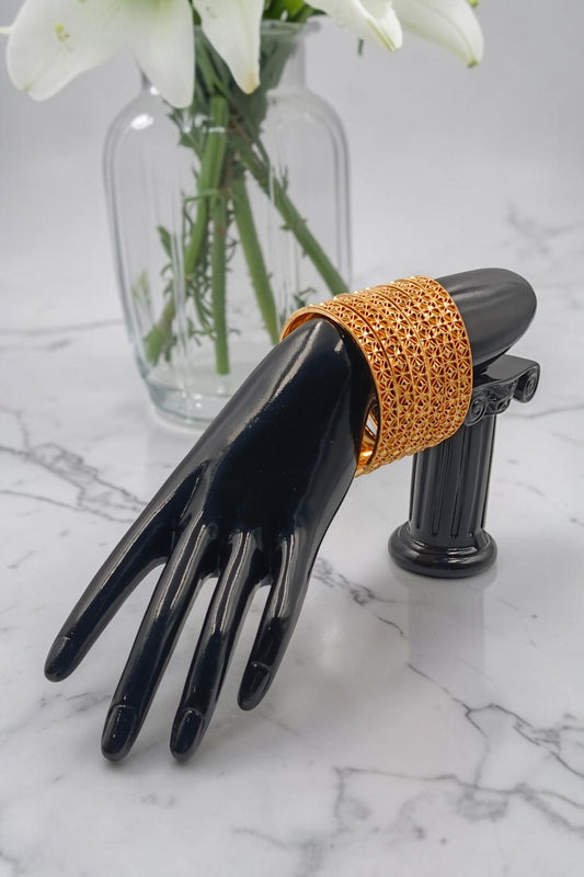 Aira Golden Bangles Set