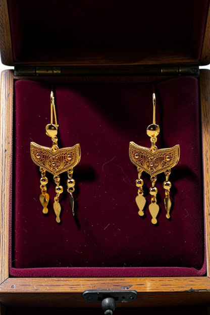 Arwa Gold Filigree Necklace Set