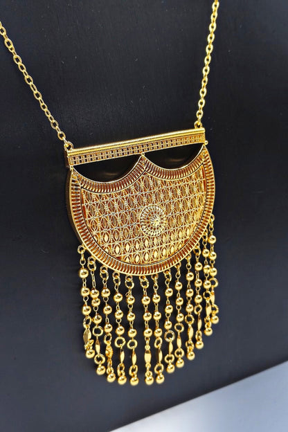 Reem Hilal Necklace Set