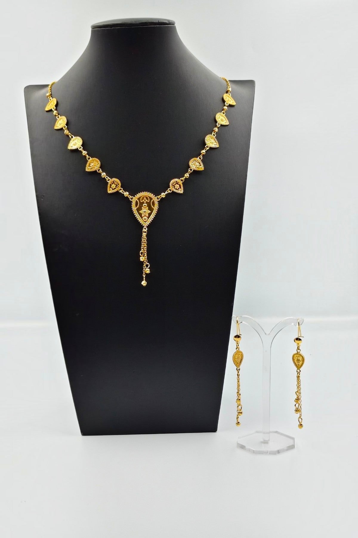 Firdous Necklace Set