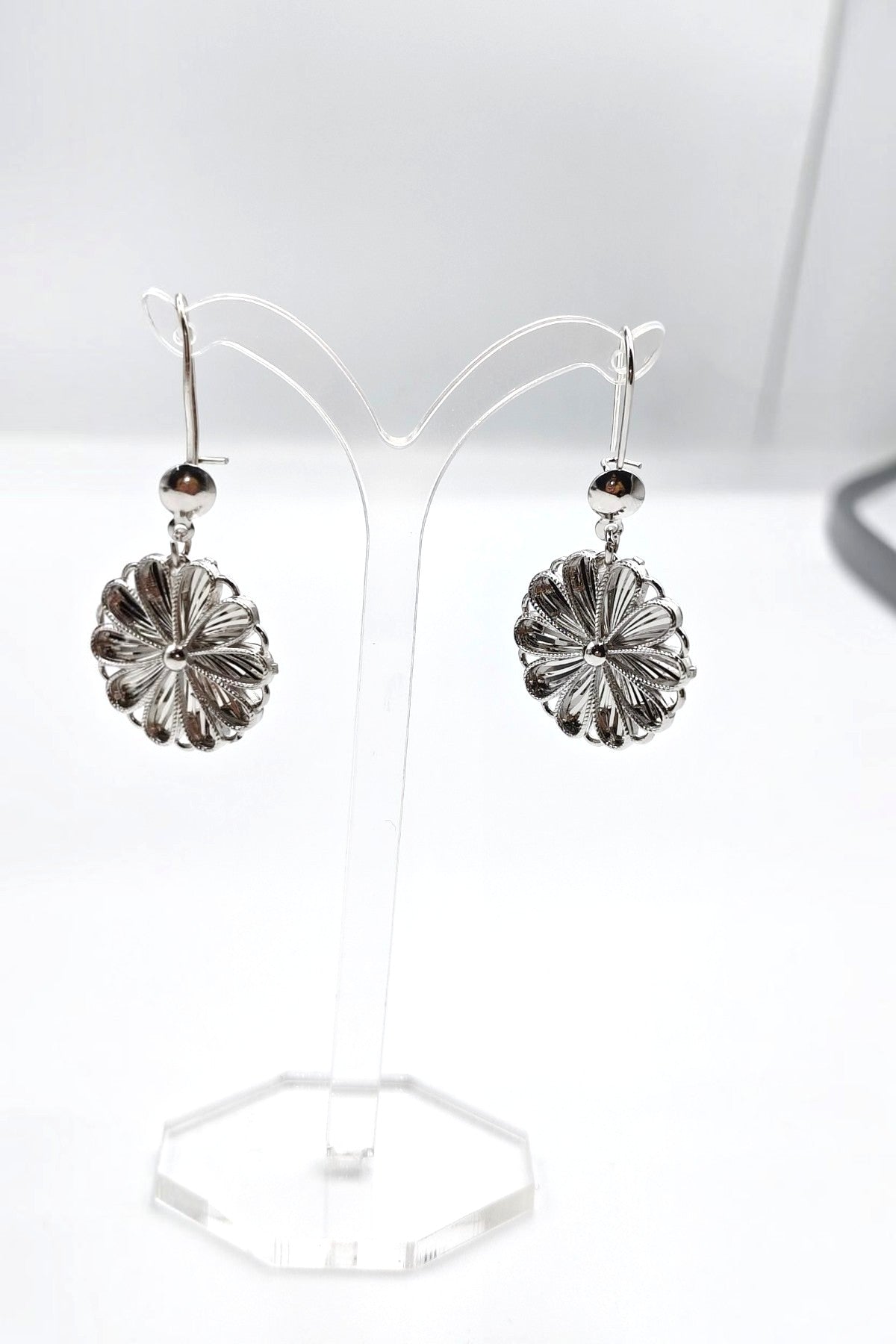 Munira Silver Pendant Necklace Set