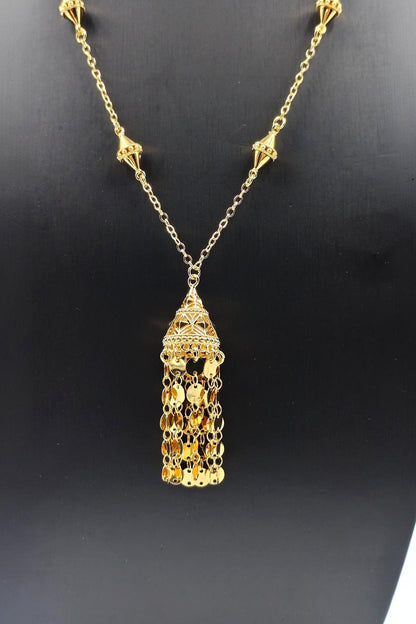 Ayla Golden Pendant Necklace Set