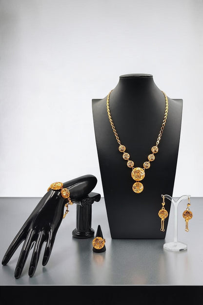 Najla Golden Necklace Set