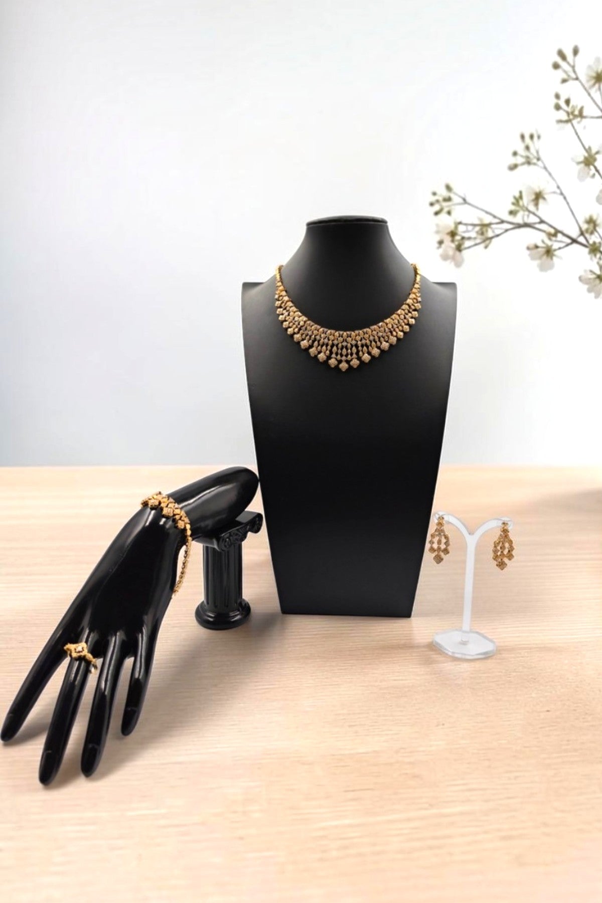 Stacy AD Necklace Set