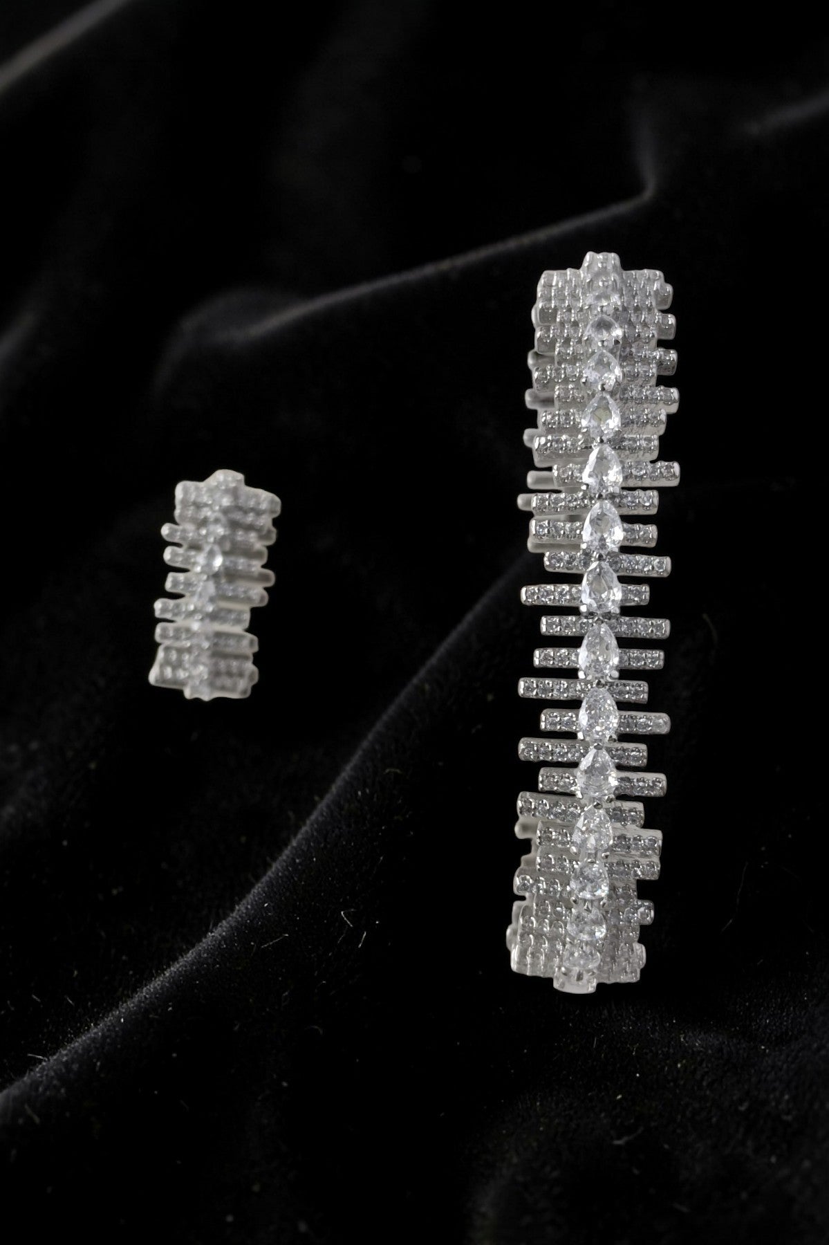 Marwa cuff and ring set