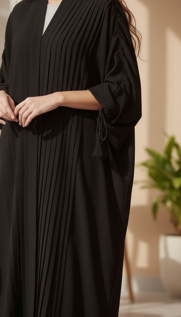 Black Pleated Bisht Abaya