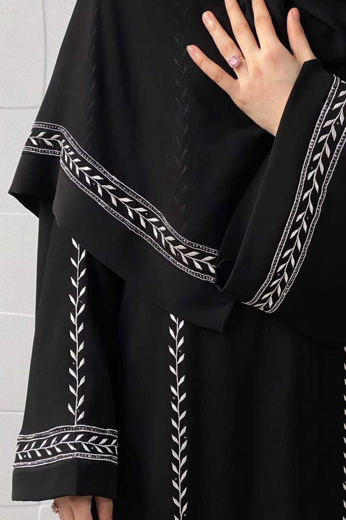 Modern Black Embroidered Chevron Abaya