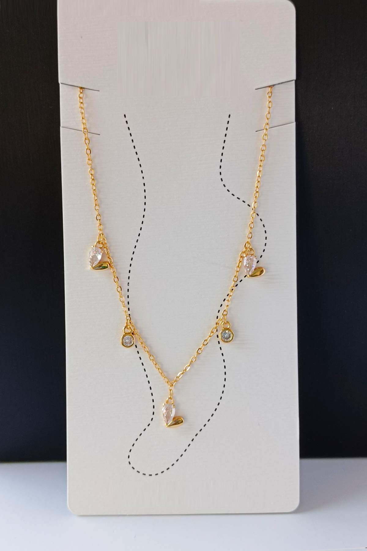 Hana Minimal Anklet in golden