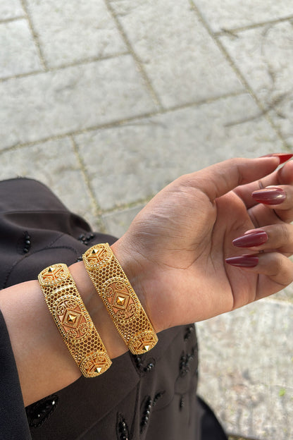 Golden Reem Traditional Bangles set