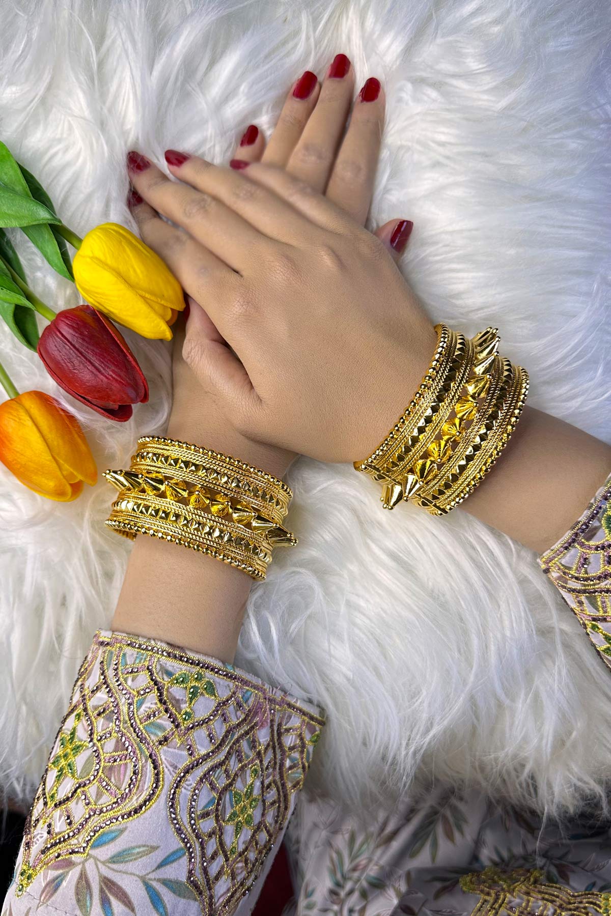 Golden Noura Traditional Bangles set