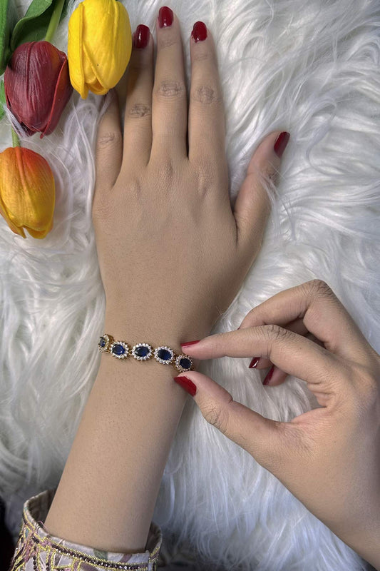 Stone studded Minimal Bracelet