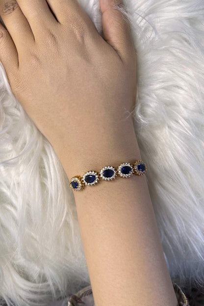 Stone studded Minimal Bracelet