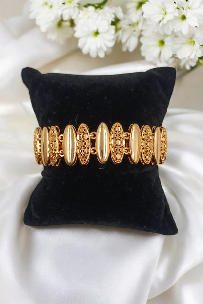 Farheen Golden Bracelet