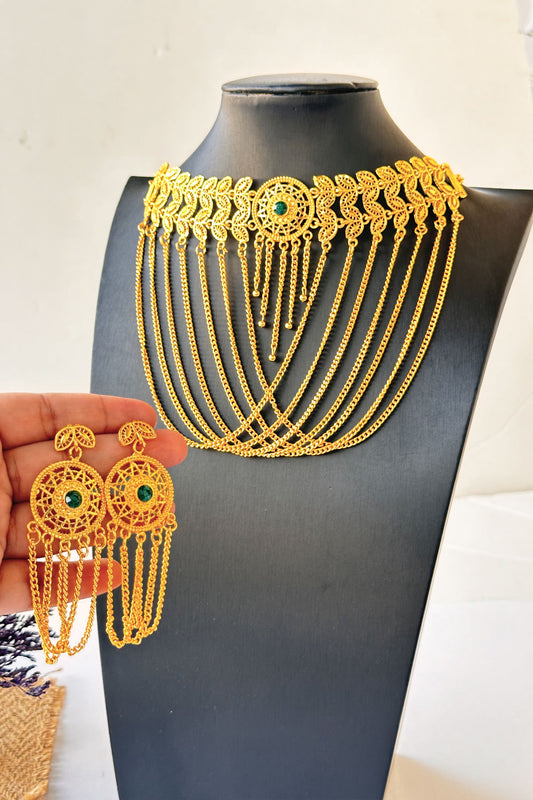 Artificial golden Choker set