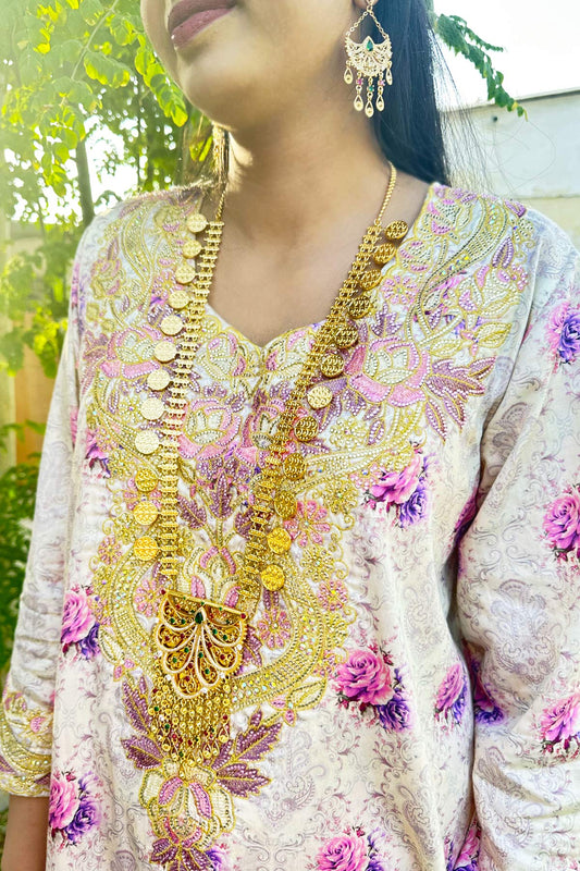Qamar Golden Hilal Necklace Set
