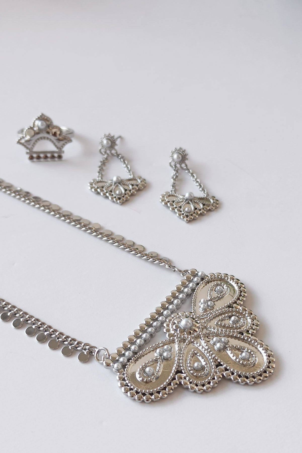 Asma Pendant Set