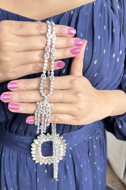 Hoorain AD Pendant Set