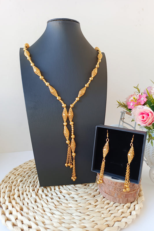 long chain necklace set