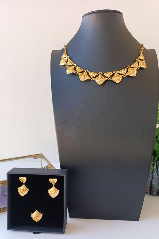 Golden Ghada Necklace Set