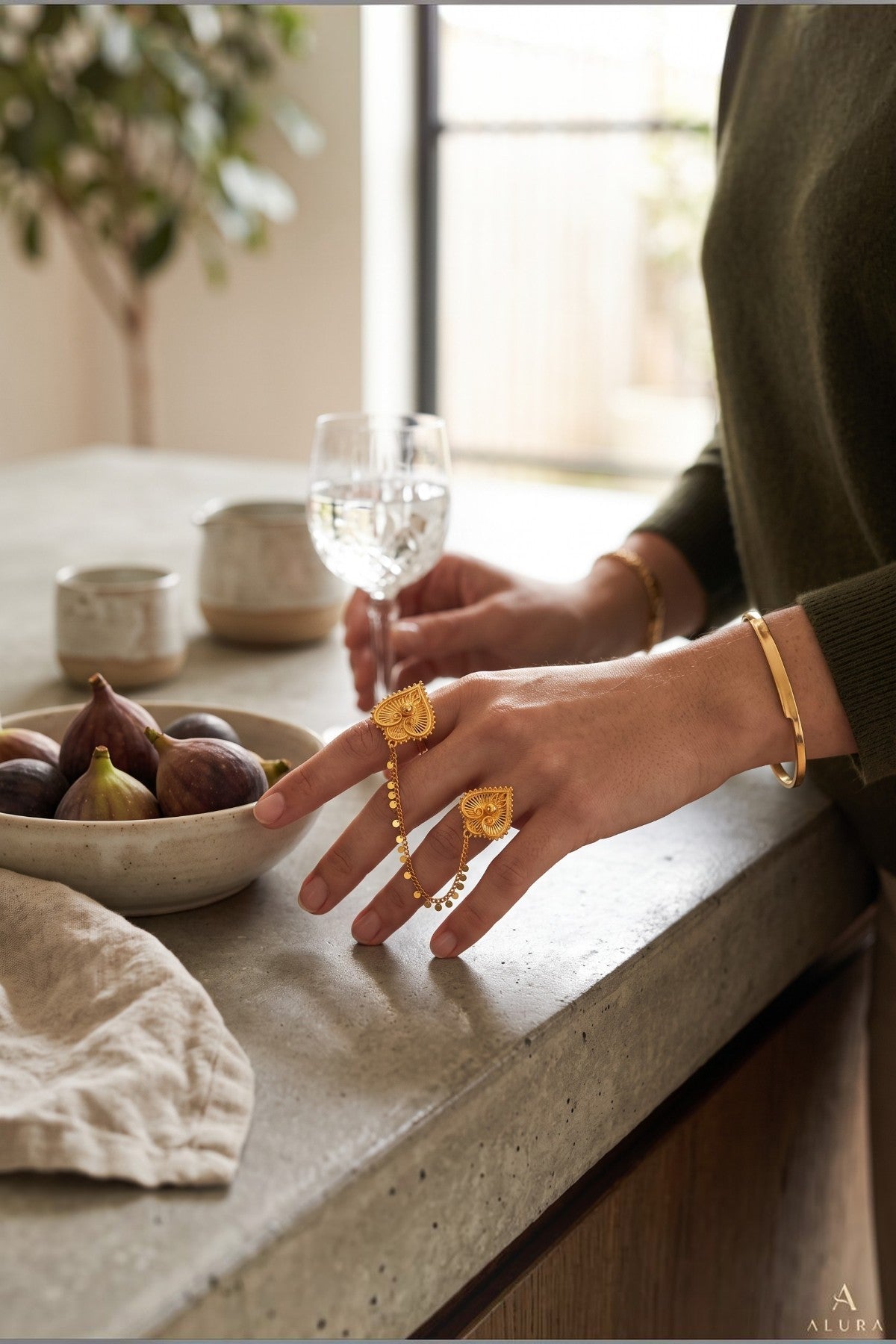Roohi Adjustable Double Ring