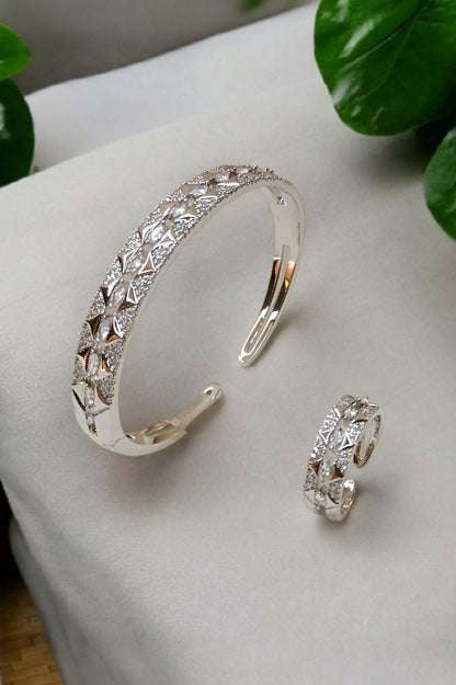 silver bracelet and ring set