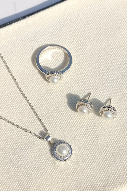 Pearls in 925 Sterling Silver set
